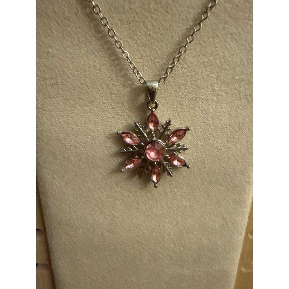 NWT Silvertone Snowflake Necklace Pendant With Pink Austrian Crystals